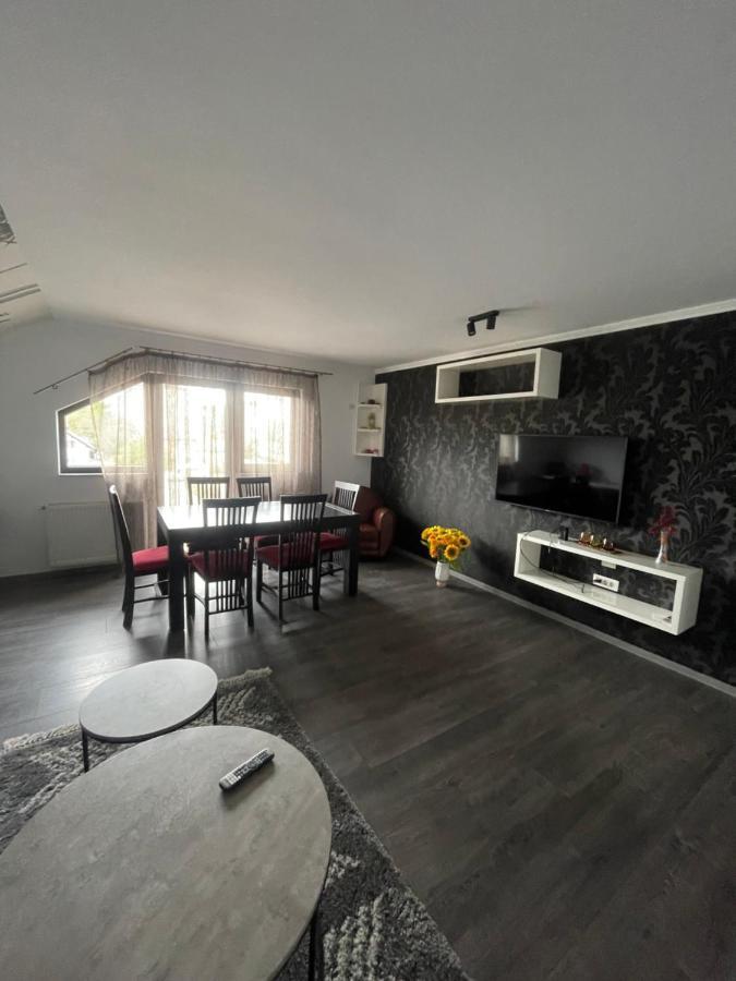 Appartement Eroilor II Apartament à Suceava Extérieur photo