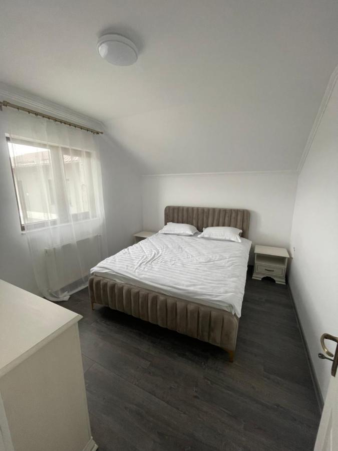 Appartement Eroilor II Apartament à Suceava Extérieur photo